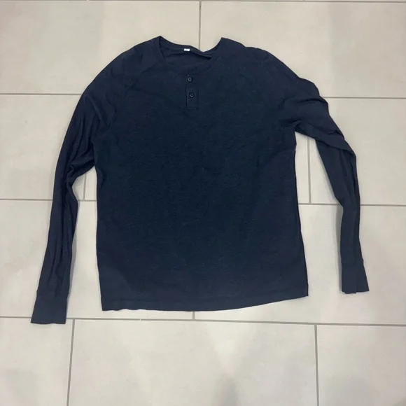 LOT of Men’s lululemon. Size XL - Picture 3 of 11